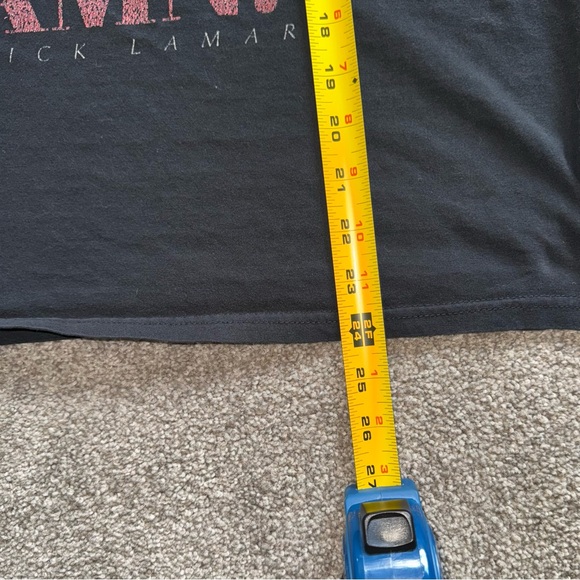 Kendrick Lamar Small Damn Graphic Tee - Picture 7 of 7